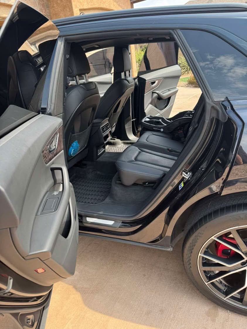 Clean Audi Q8 back seats and floor mats
